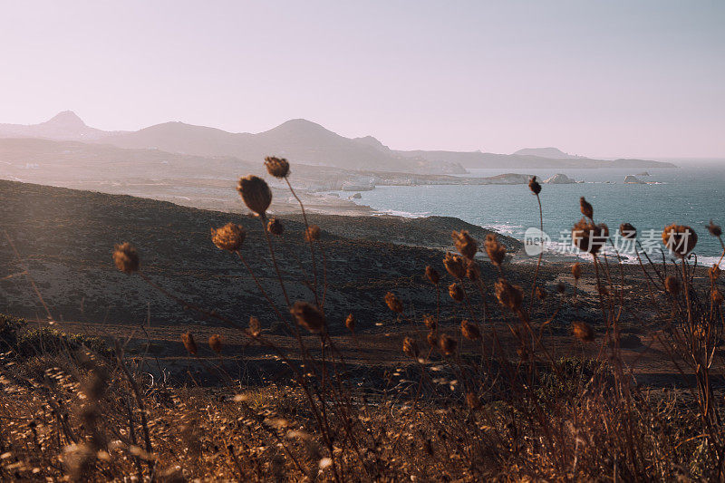 海滩风景Milos Cyclades